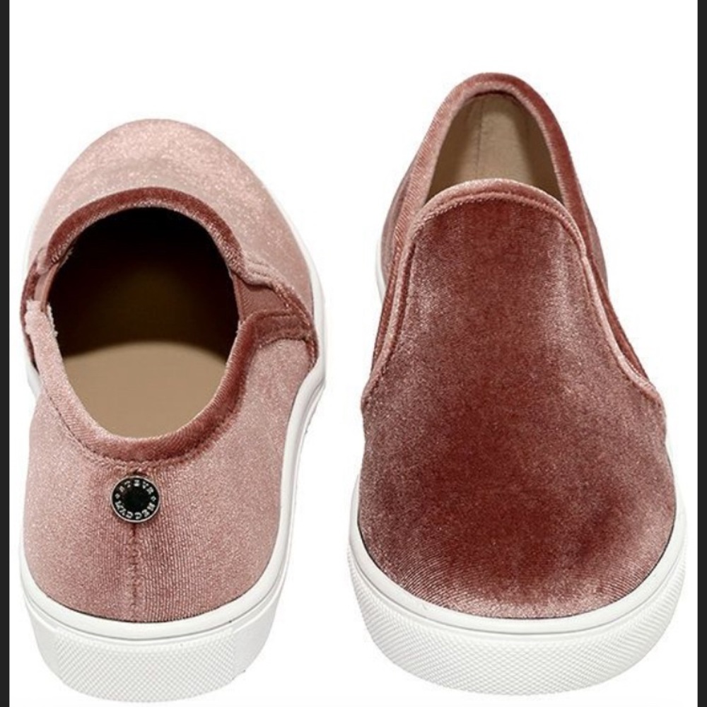 Steve Madden ECNTRCV Women’s Blush Velvet Slip-On Sneakers